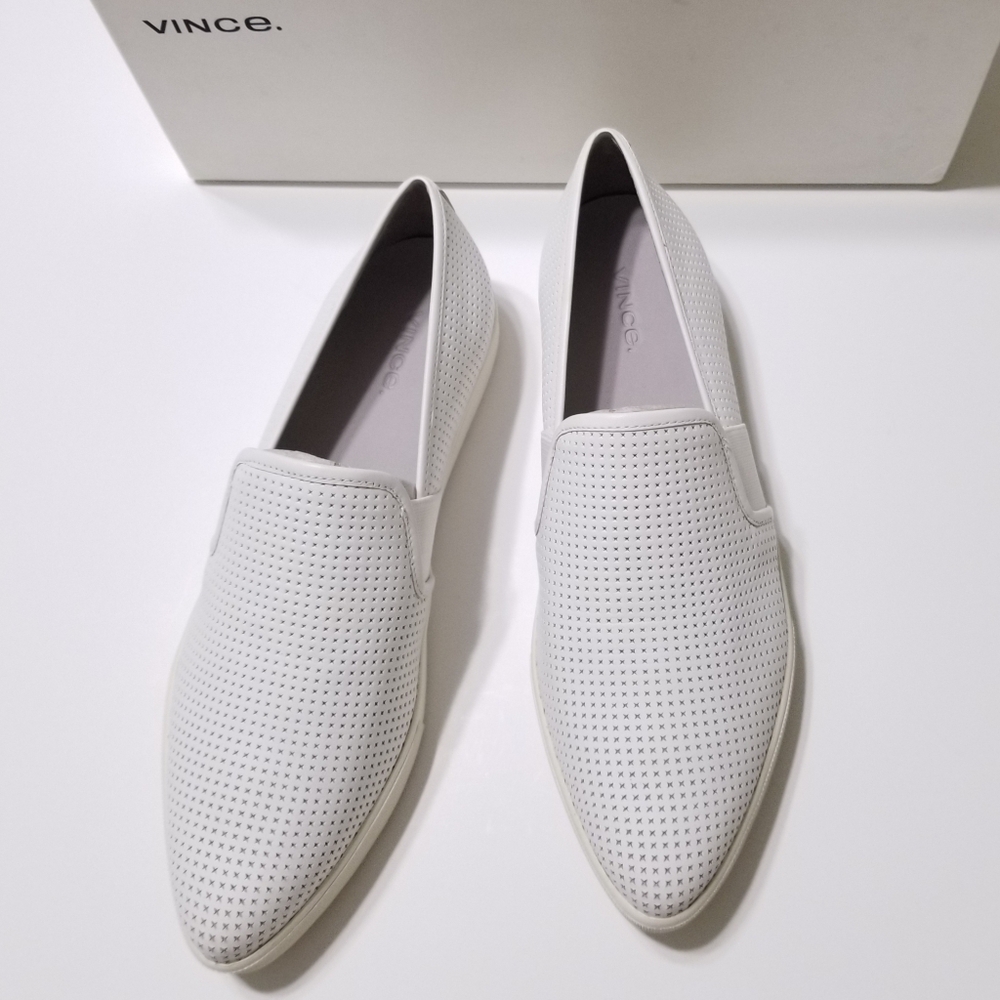 NIB VINCE Pierce Perforated Leather Slip On Sneakers in White Size US 7, 8.5‎